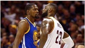 湖人球员爆料视频最新版,球员最新动态揭秘,揭秘球队内部矛盾与冲突!” 第1张 湖人球员爆料视频最新版,球员最新动态揭秘,揭秘球队内部矛盾与冲突!” 第1张